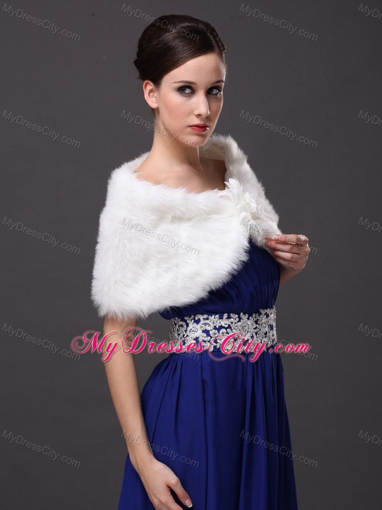 High Quality Faux Fur Special Occasion / Wedding Shawl In Ivory With V-neck